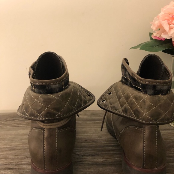 Nine West troop boots - Picture 4 of 8